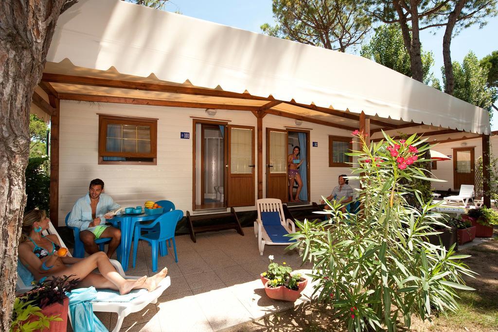 Camping Village Cavallino ภายนอก รูปภาพ